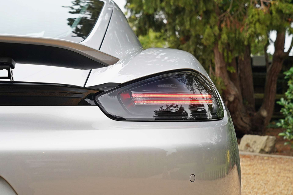 Porsche 718 Cayman 4.0 Gt4 Pdk Black #8