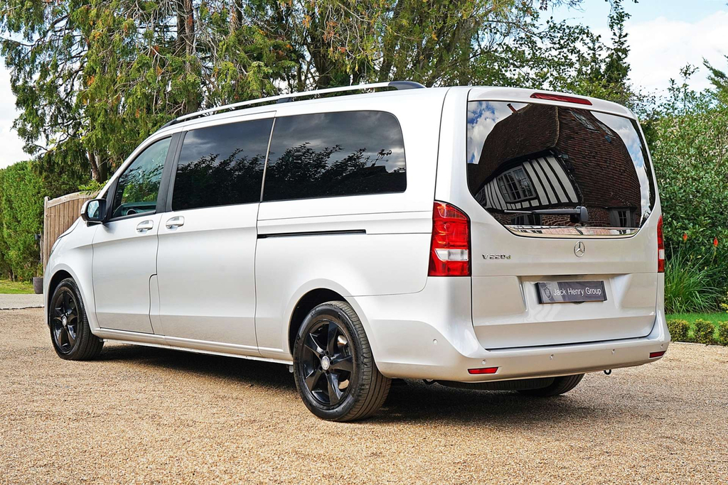 Mercedes-Benz V Class D Bluetec Se Mpv G-tronic Euro 6 Ss 8 S Silver #3