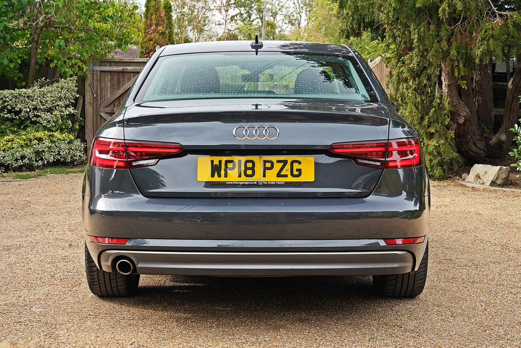 Audi A4 Sport Ultra Tdi Grey #4