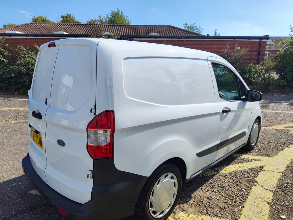 Ford Transit Courier Trend Tdci White #3