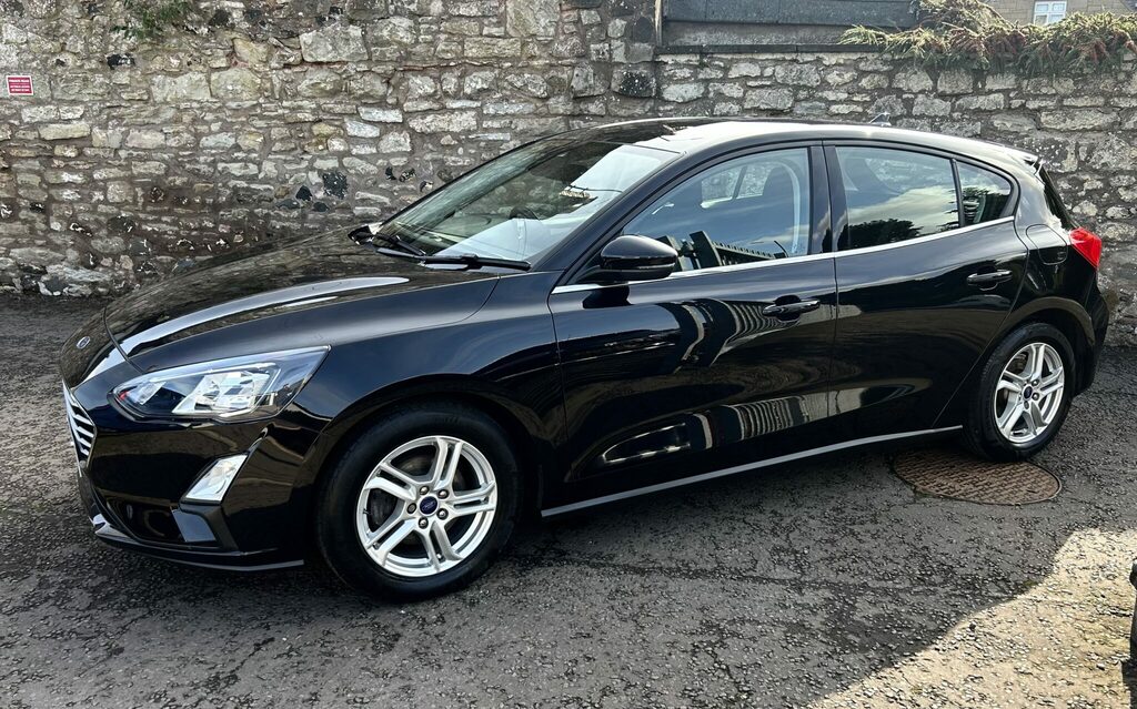 Ford Focus 1.0T Zetec Black