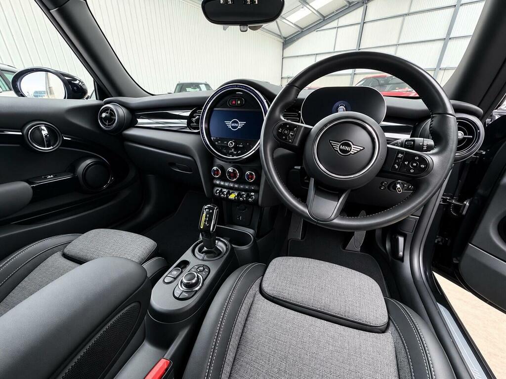 Mini Electric 135Kw Cooper S Collection Edition 33Kwh Blue #3