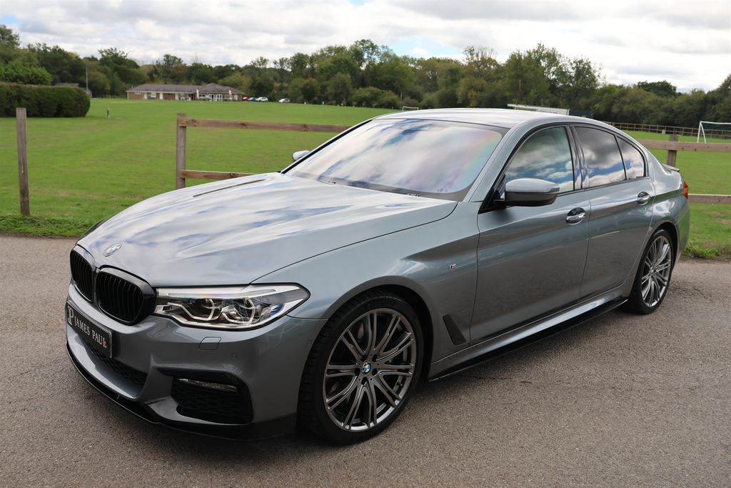 BMW 5 Series 520D M Sport Black #19