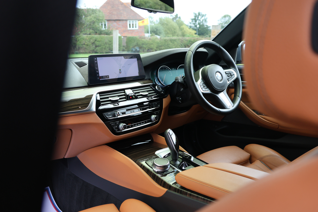 BMW 5 Series 520D M Sport Black #27