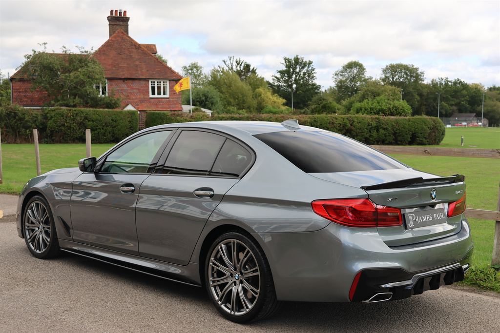 BMW 5 Series 520D M Sport Black #23