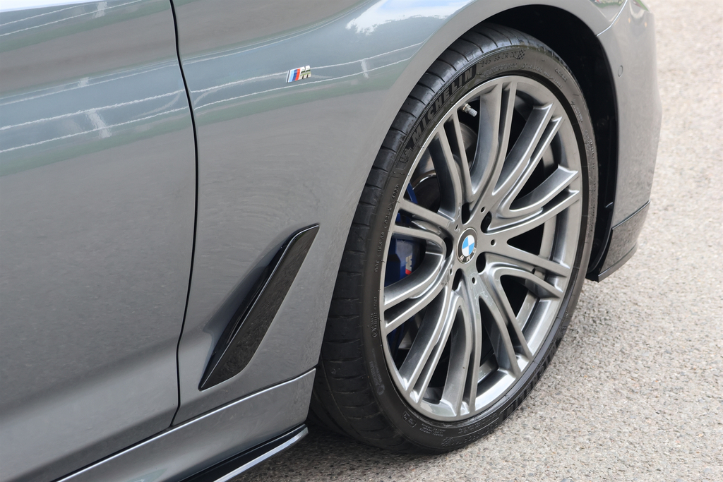 BMW 5 Series 520D M Sport Black #17