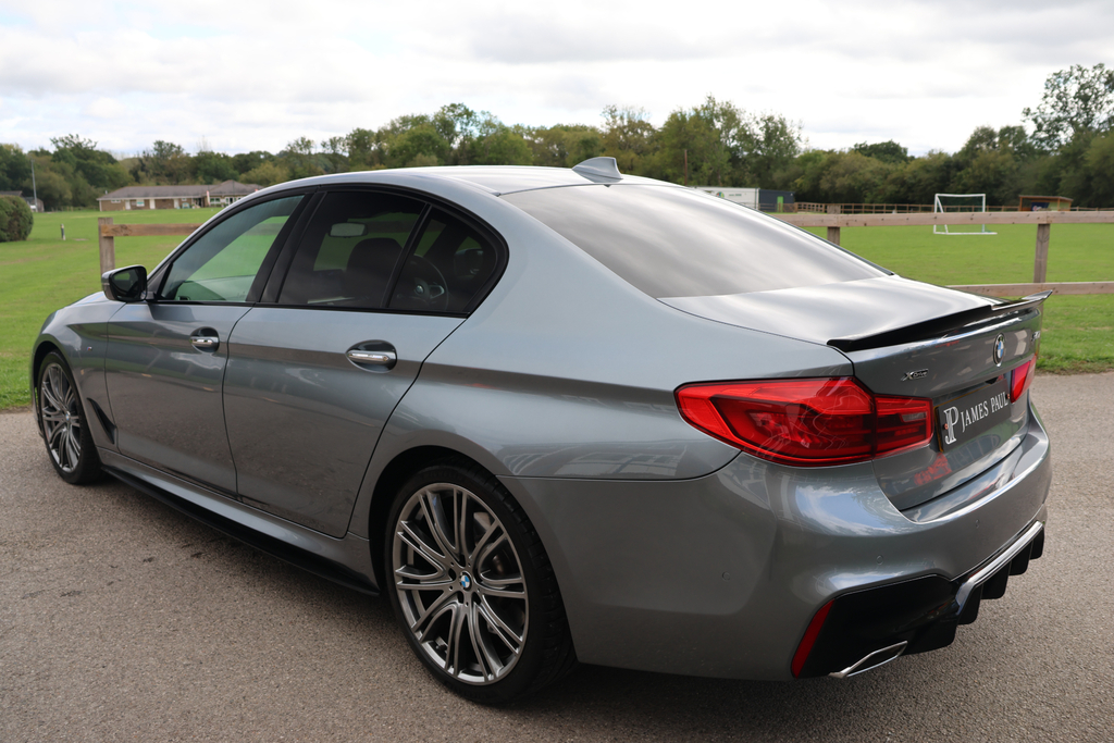 BMW 5 Series 520D M Sport Black #13