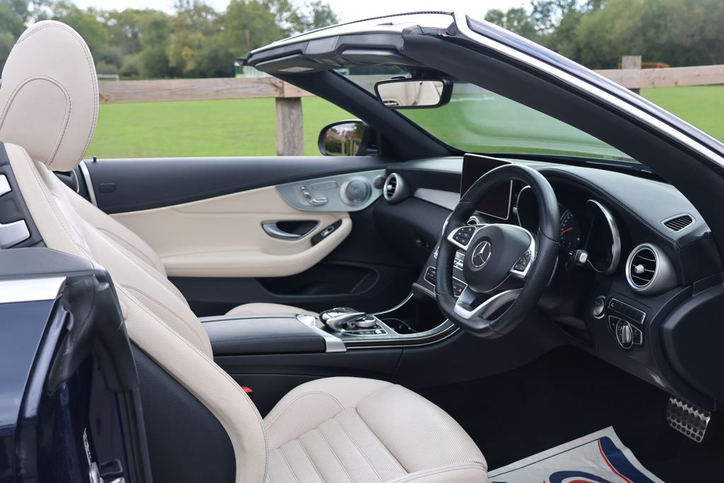 Mercedes-Benz C Class 3.0 V6 Amg Premium Plus Cabriolet G-t Blue #6