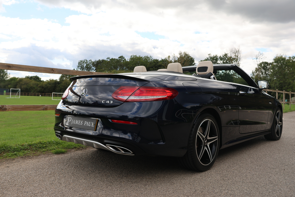 Mercedes-Benz C Class 3.0 V6 Amg Premium Plus Cabriolet G-t Blue #3
