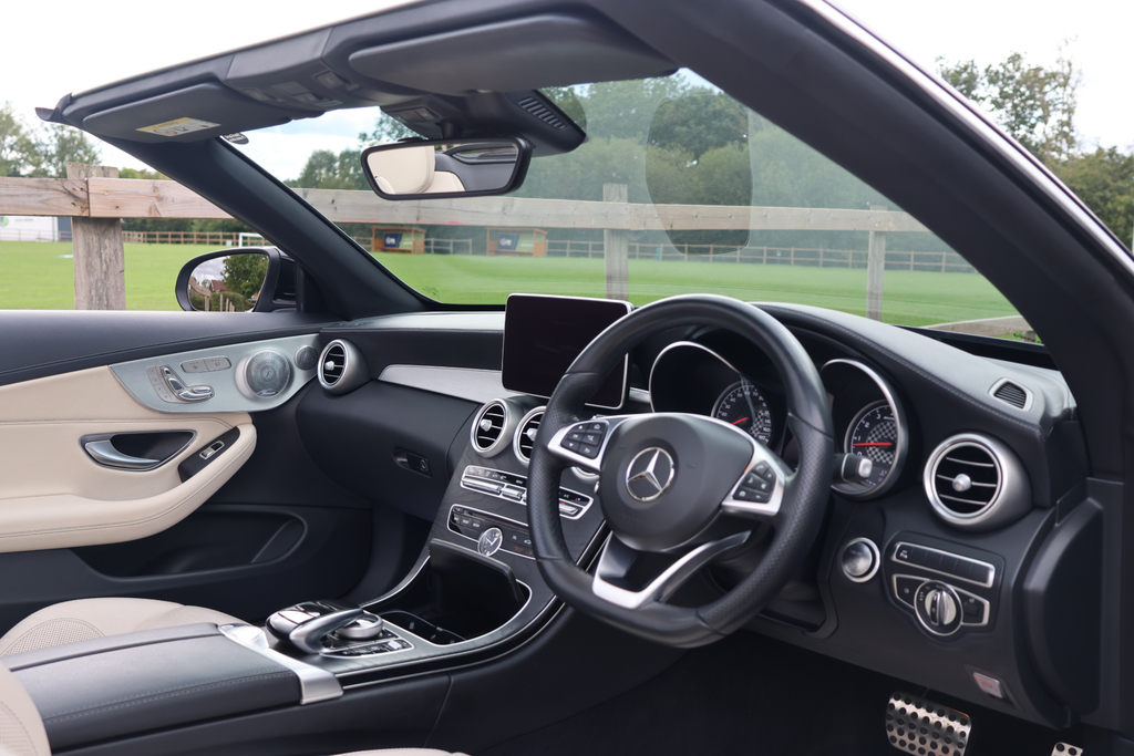 Mercedes-Benz C Class 3.0 V6 Amg Premium Plus Cabriolet G-t Blue #5