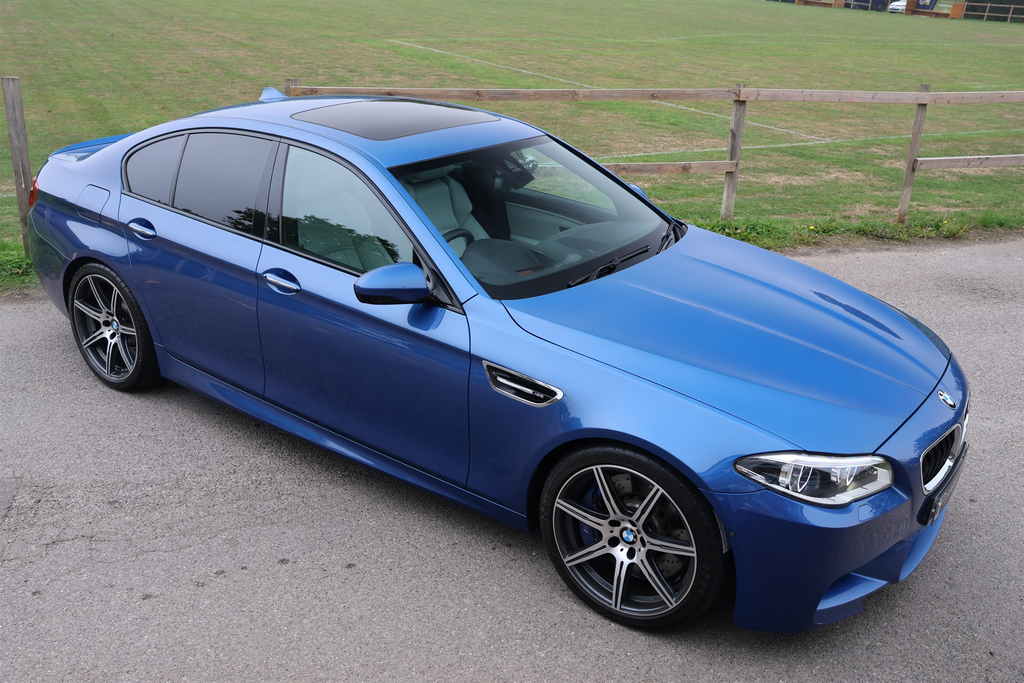 BMW M5 4.4 V8 Saloon Dct Euro 6 Ss 560 Ps Blue