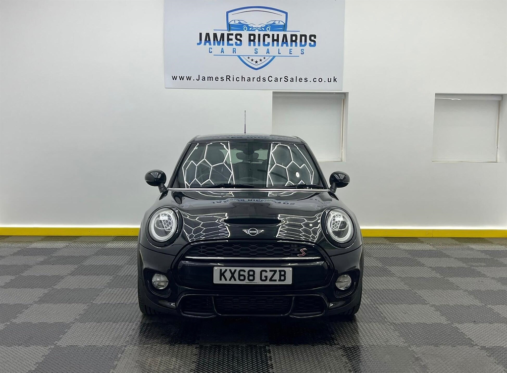 Mini Hatch 2.0 Cooper S Sport Steptronic Euro 6 Ss KX68GZB Black #2