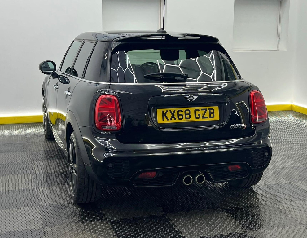 Mini Hatch 2.0 Cooper S Sport Steptronic Euro 6 Ss KX68GZB Black #4