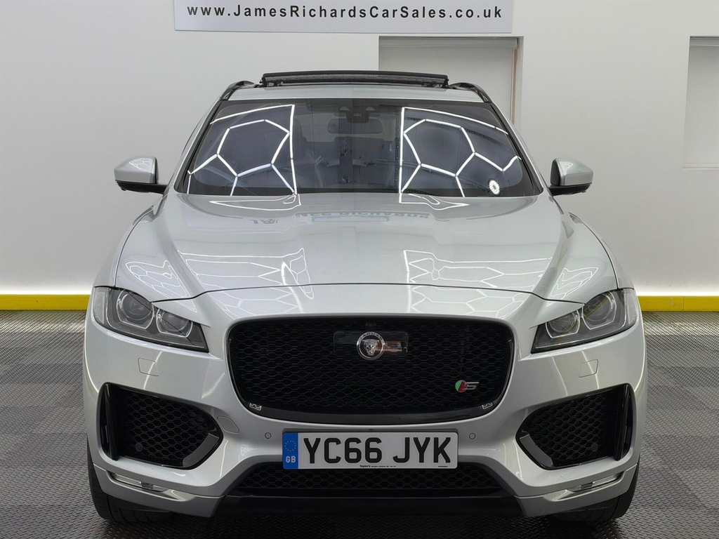 Jaguar F-Pace 3.0 D300 V6 S Awd Euro 6 Ss Silver #6