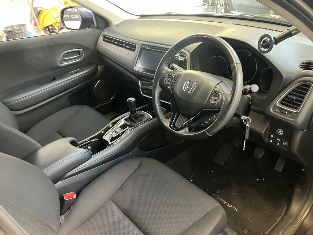Honda Hr-V 1.5 I-vtec Ex Cvt Black #9