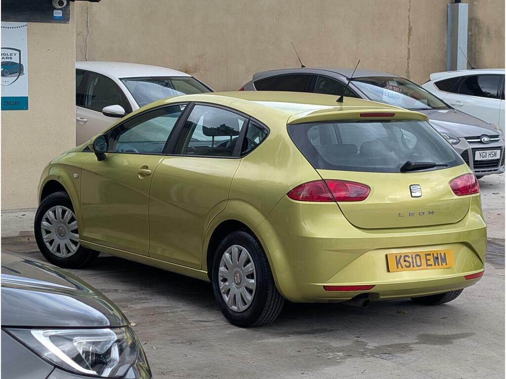 Seat Leon Hatchback 2.0 Tdi Sport Dsg Euro 4 201010 Red #4