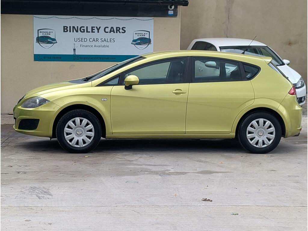 Seat Leon Hatchback 2.0 Tdi Sport Dsg Euro 4 201010 Red #3