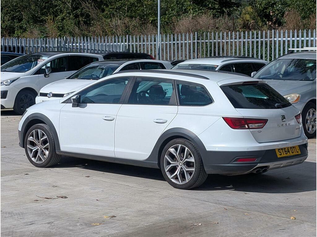 Seat Leon 2.0 Tdi X-perience Se Technology Sport Tourer 4Wd White #4