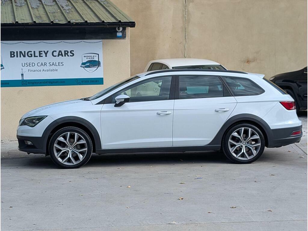 Seat Leon 2.0 Tdi X-perience Se Technology Sport Tourer 4Wd ST64OTL White #3