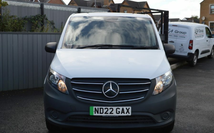 Mercedes-Benz eVito 114 E 41Kwh Progressive  #3