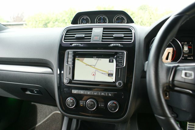 Volkswagen Scirocco 2.0 Tdi Bluemotion Tech R-line Dsg Euro 6 Ss Grey #44