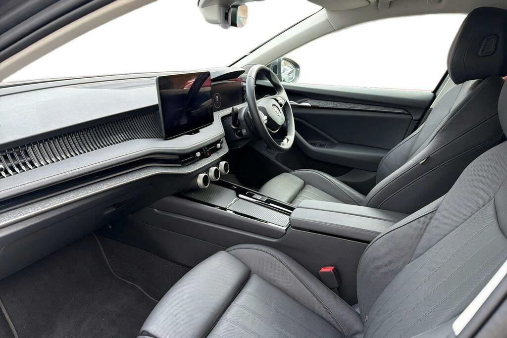 Skoda Superb 2.0 Tdi Se L Estate Dsg Grey #2