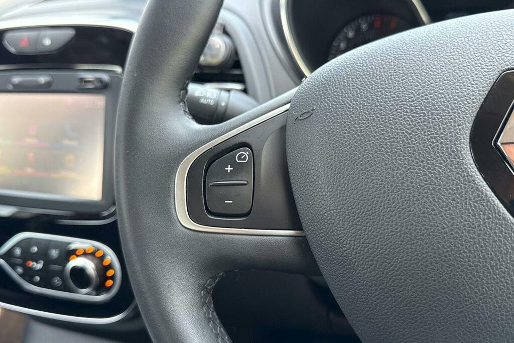 Renault Captur 1.2 Tce 120 Signature X Nav Edc Gold #17