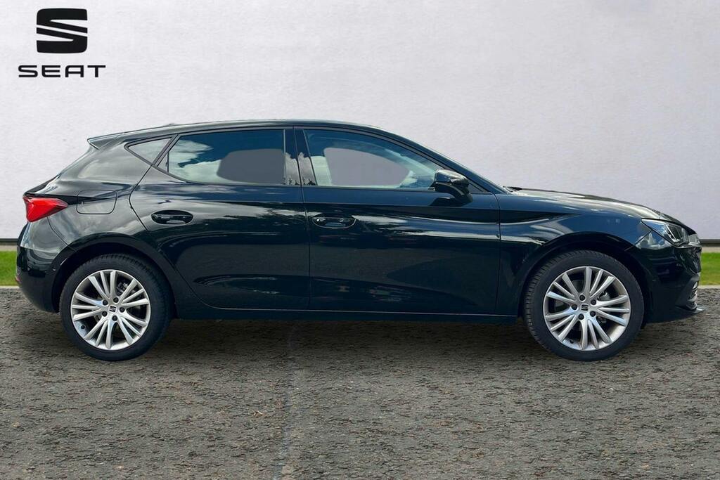Seat Leon 1.5 Etsi Mhev Se Dynamic Hatchback Hybr Black #4