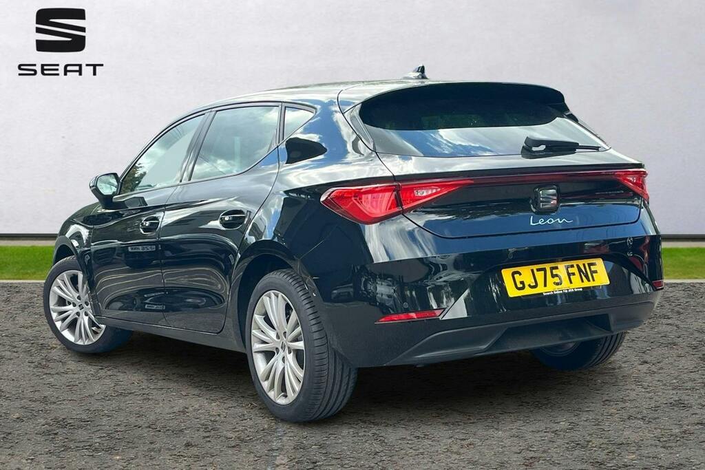 Seat Leon 1.5 Etsi Mhev Se Dynamic Hatchback Hybr Black #3