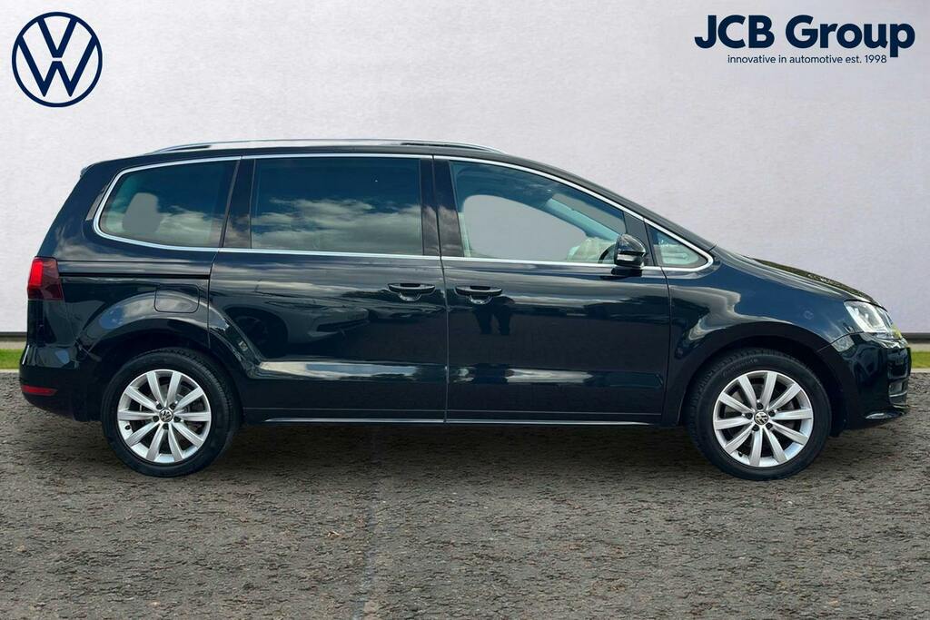Volkswagen Sharan 2.0 Tdi Sel Mpv Dsg Black #4