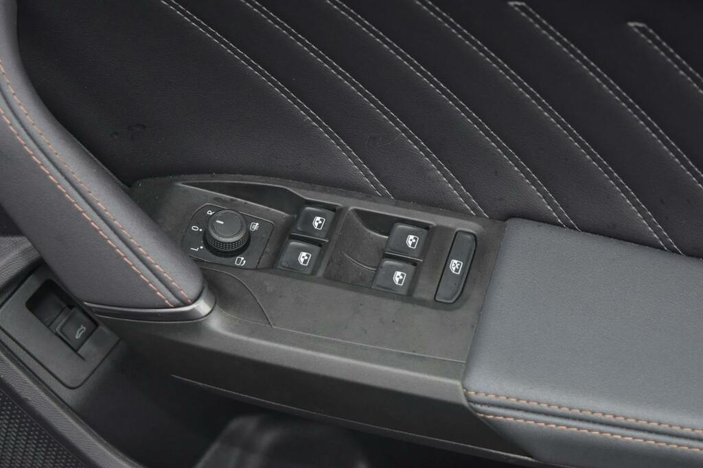 Cupra Formentor V2 Tsi 150Ps 7 Speed Dsg Suv Black #21