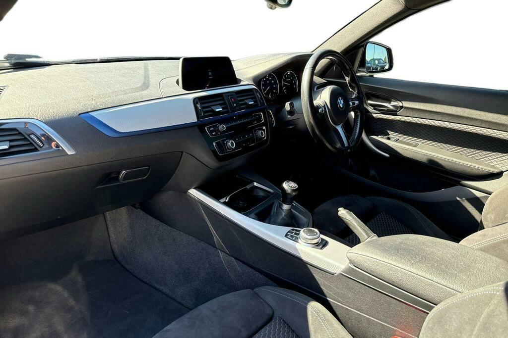 BMW 2 Series Gran Coupe 1.5 218I M Sport Coupe White #2
