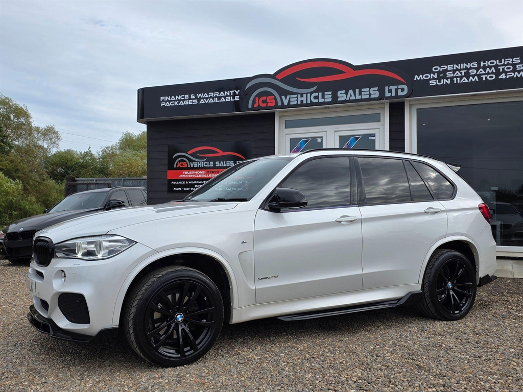BMW X5 Xdrive40d M Sport White #13