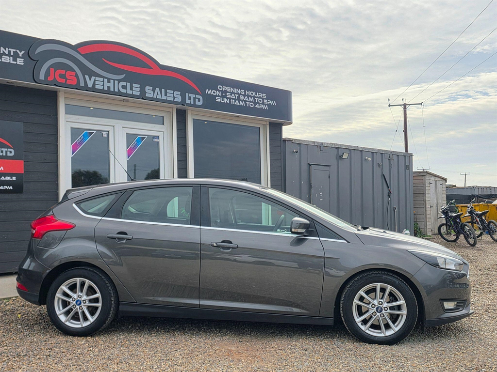 Ford Focus 1.5 Tdci Zetec Euro 6 Ss #3