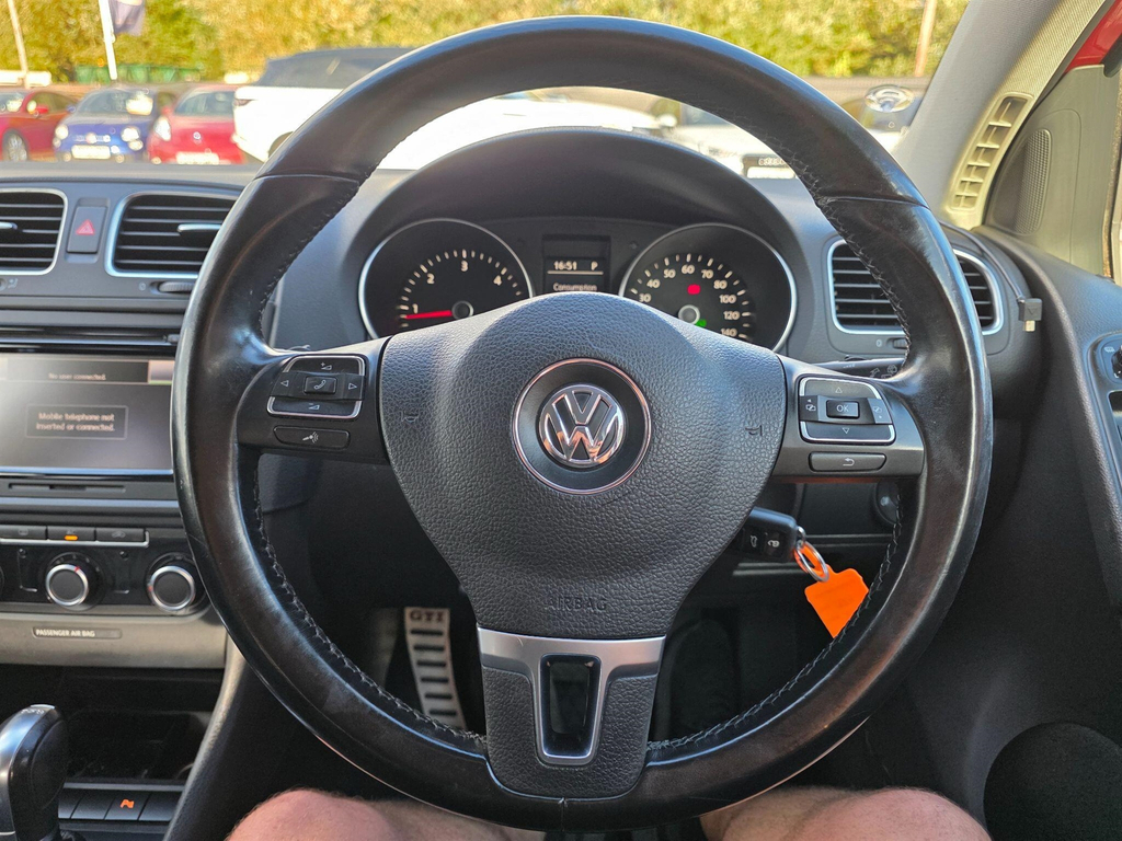 Volkswagen Golf 2.0 Tdi Match Euro 5  #31