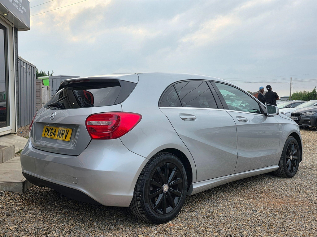Mercedes-Benz A Class 1.5 Se 7G-dct Euro 5 Ss  #6