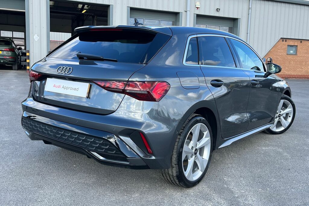 Audi A3 S Line Tfsi 150 Ps S Tronic - 2026 Grey #25