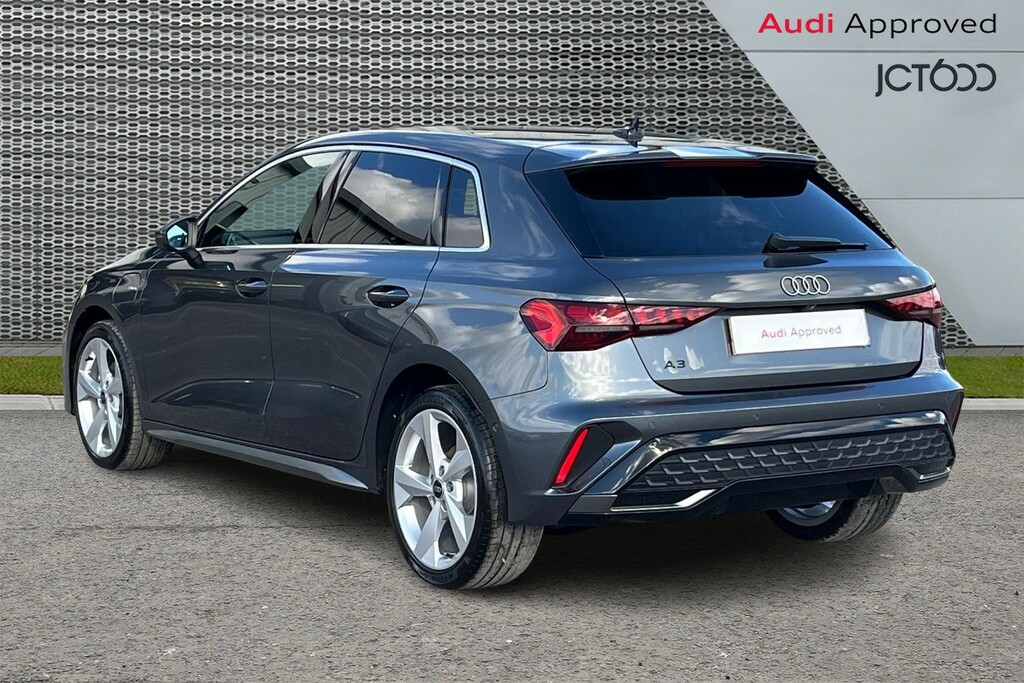 Audi A3 S Line Tfsi 150 Ps S Tronic - 2026 Grey #3