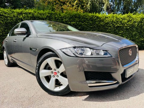 Jaguar XF 2.0D Portfolio Grey #3
