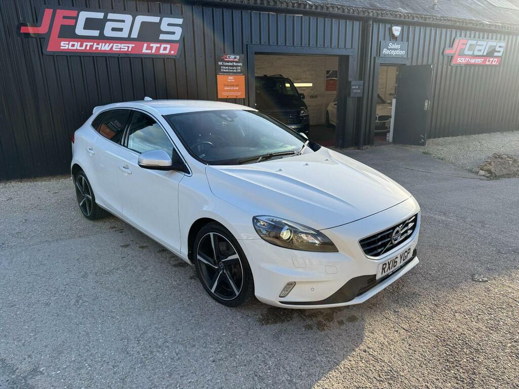 Volvo V40 2.0 D4 R-design Lux Nav Euro 6 Ss White #2