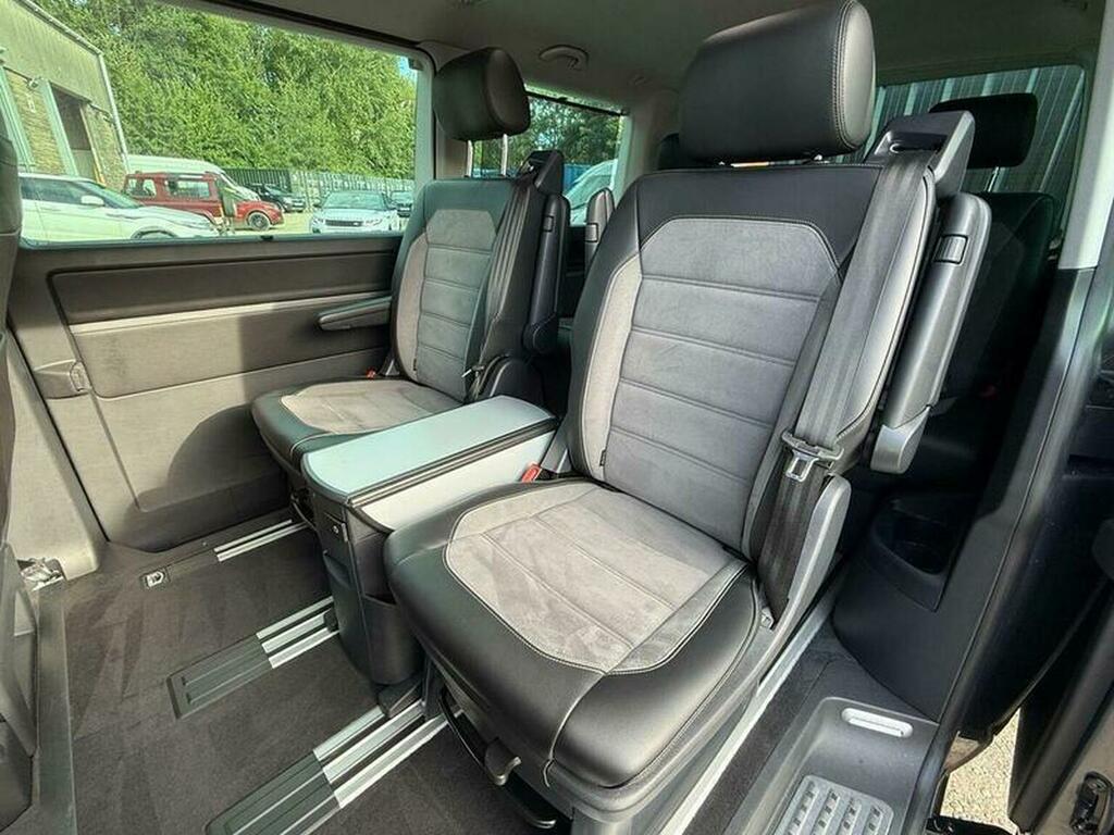 Volkswagen Caravelle Caravelle Executive Tdi S-a Black #30