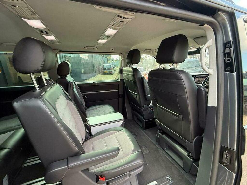 Volkswagen Caravelle Caravelle Executive Tdi S-a Black #27
