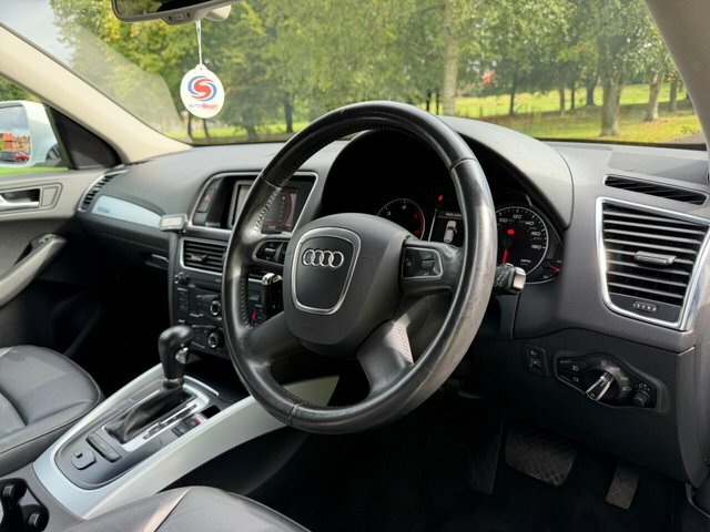 Audi Q5 2.0 Tdi S Line Plus Quattro Euro 5 Ss White #2