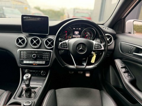 Mercedes-Benz A Class 1.6 A160 Amg Line Premium Plus Hatchback Pet White #8