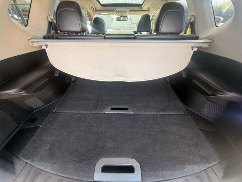 Nissan X-Trail  Green #18