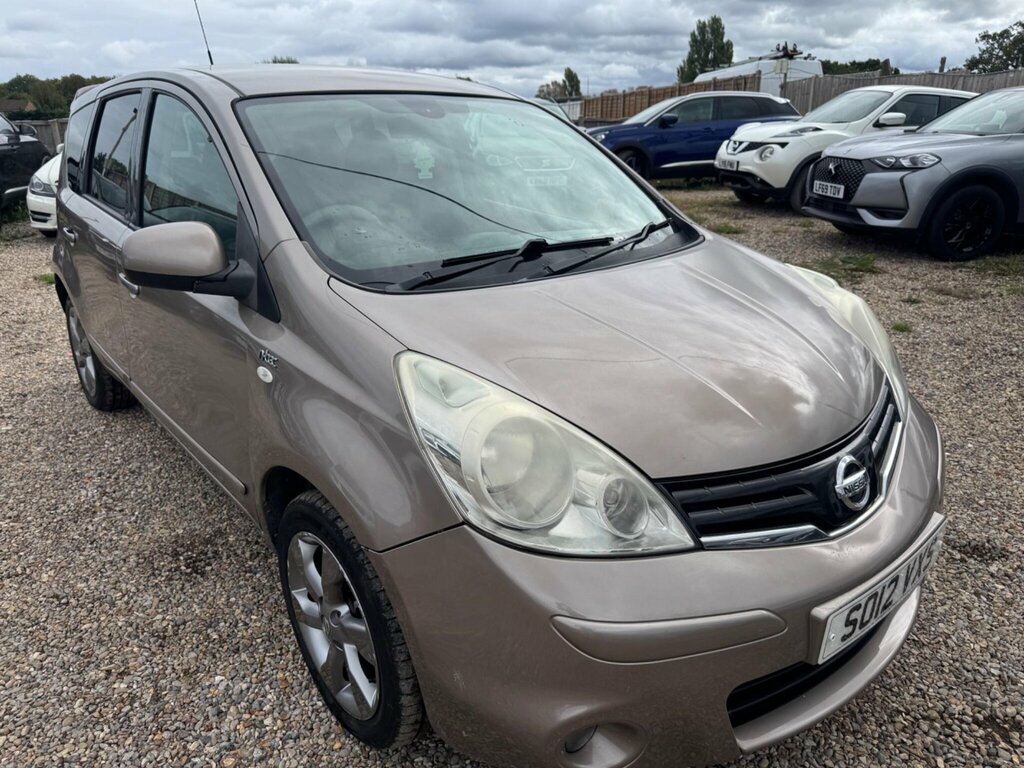 Nissan Note 1.6 16V N-tec Euro 5 Beige #4