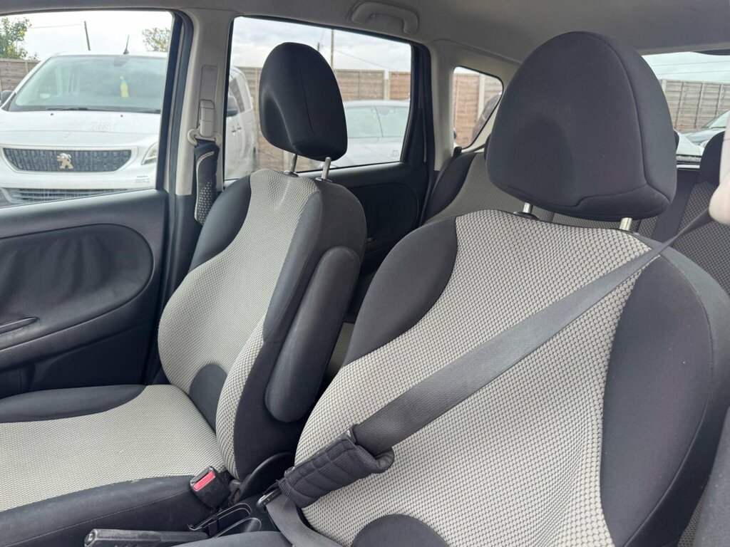 Nissan Note 1.6 16V N-tec Euro 6 Only 26,000 Miles 2 Black #21