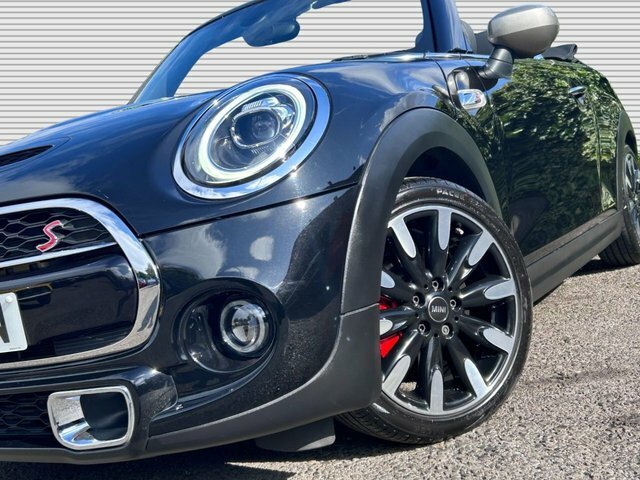 Mini Convertible 2020 2.0 Cooper S Exclusive Convertible Black #4