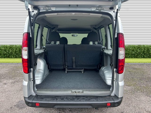 Fiat Doblo 1.4 Dynamic Estate Grey #10