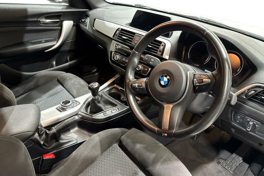 BMW 1 Series 116D M Sport White #6